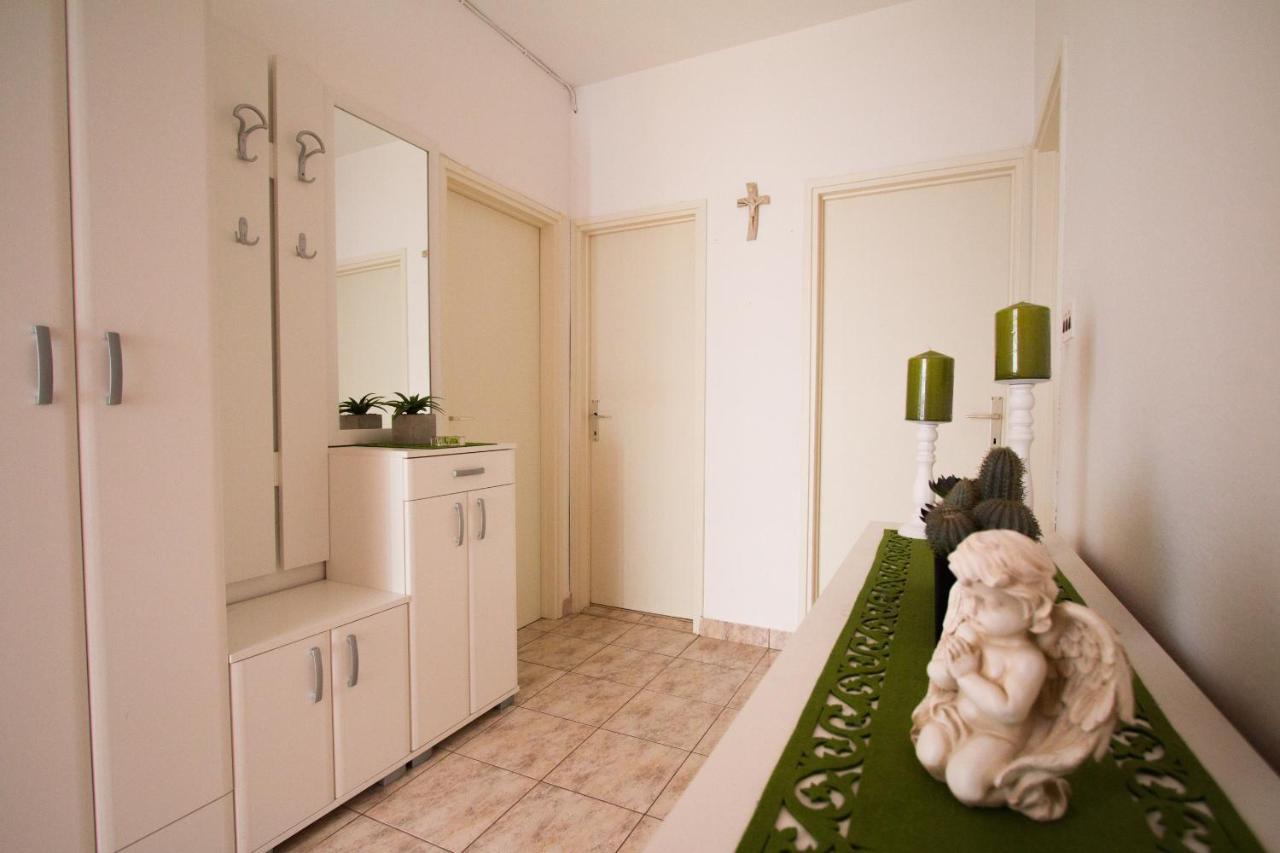 Apartments M&J ซูเปตาร์ ภายนอก รูปภาพ